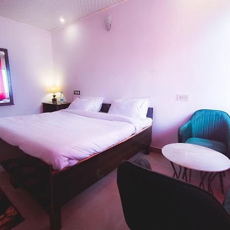 Haut Monde King'S Paradise Resort Kanatal Exterior foto