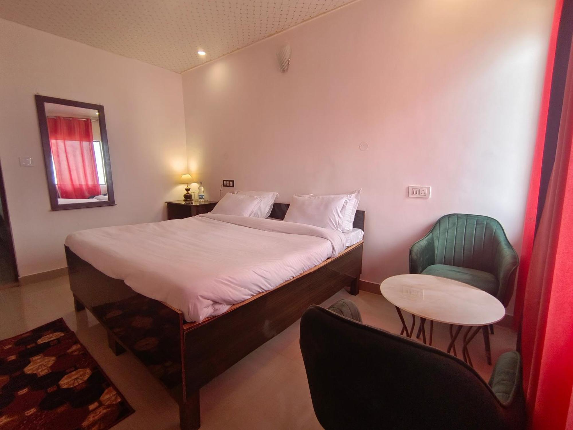 Haut Monde King'S Paradise Resort Kanatal Exterior foto